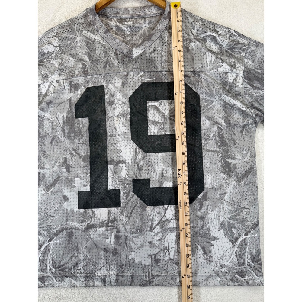 Hollister Mens Grey Camo Mesh Jersey T-Shirt Baggy Fit Graphic 19 V-Neck M - Picture 12 of 14